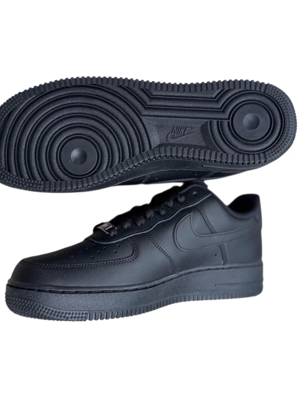 Nike all black